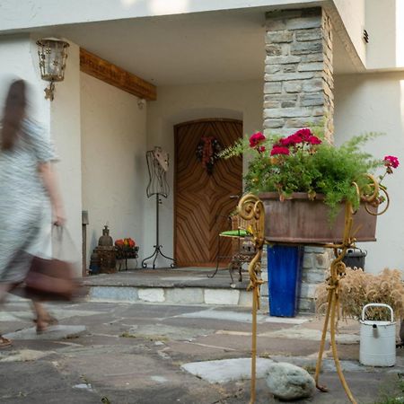 Villa Marwa - Eine Ruheoase Im Gruenen Innsbruck Bagian luar foto